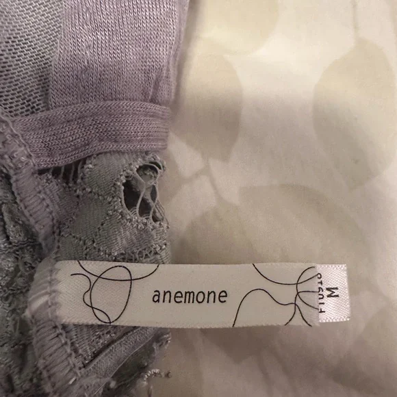 Two Lace bralettes. - Picture 5 of 6